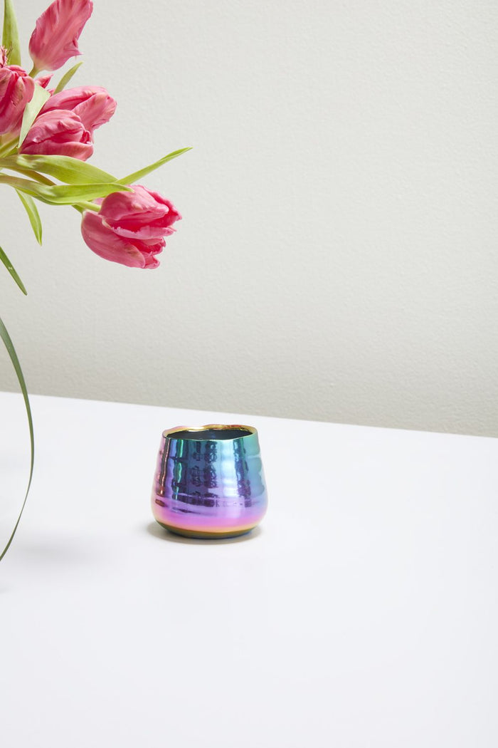 Iridescent Tegan Pot