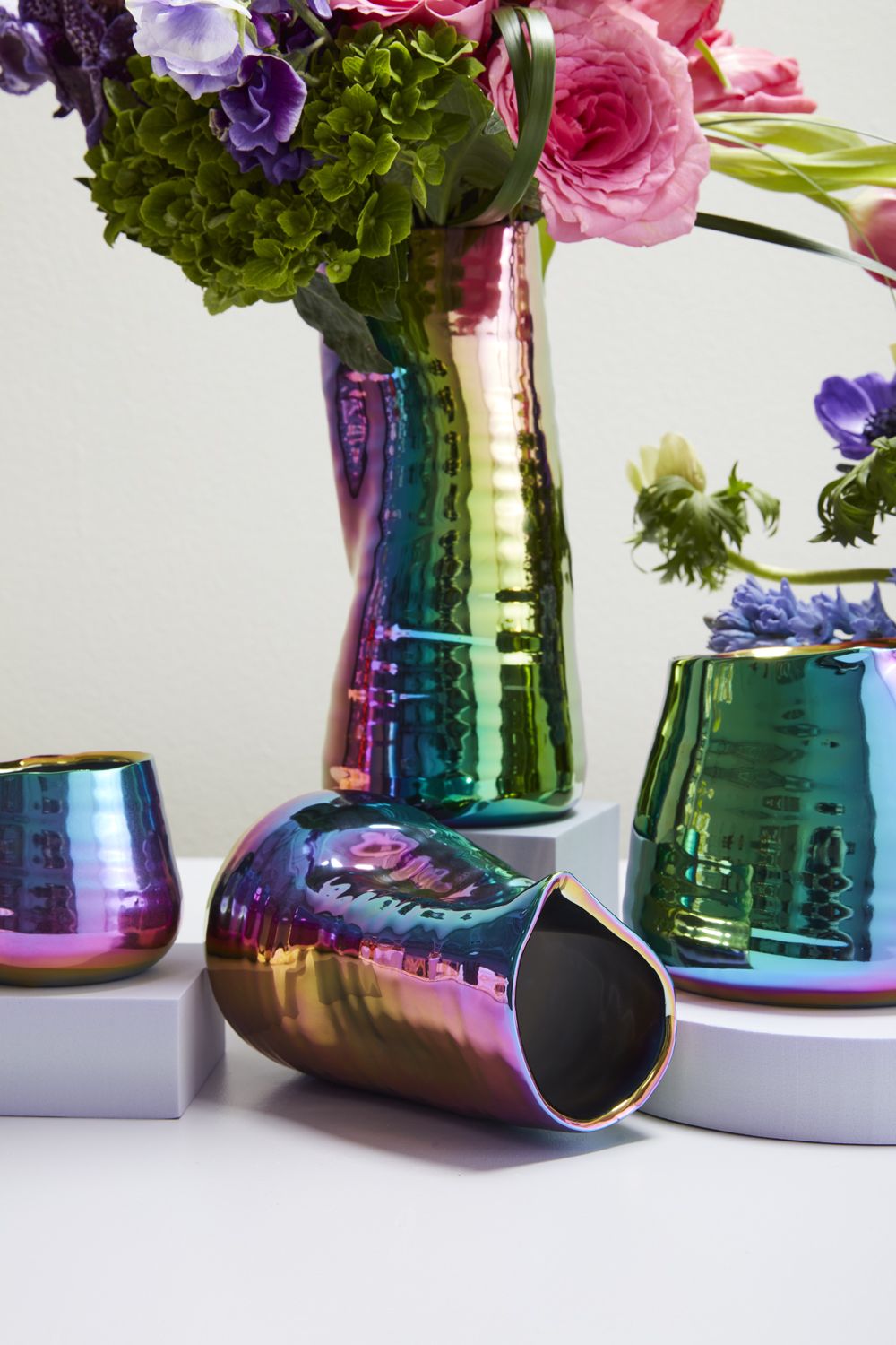 Iridescent Tegan Pot