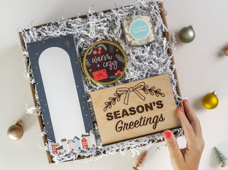 Season's Greeting Gift Box