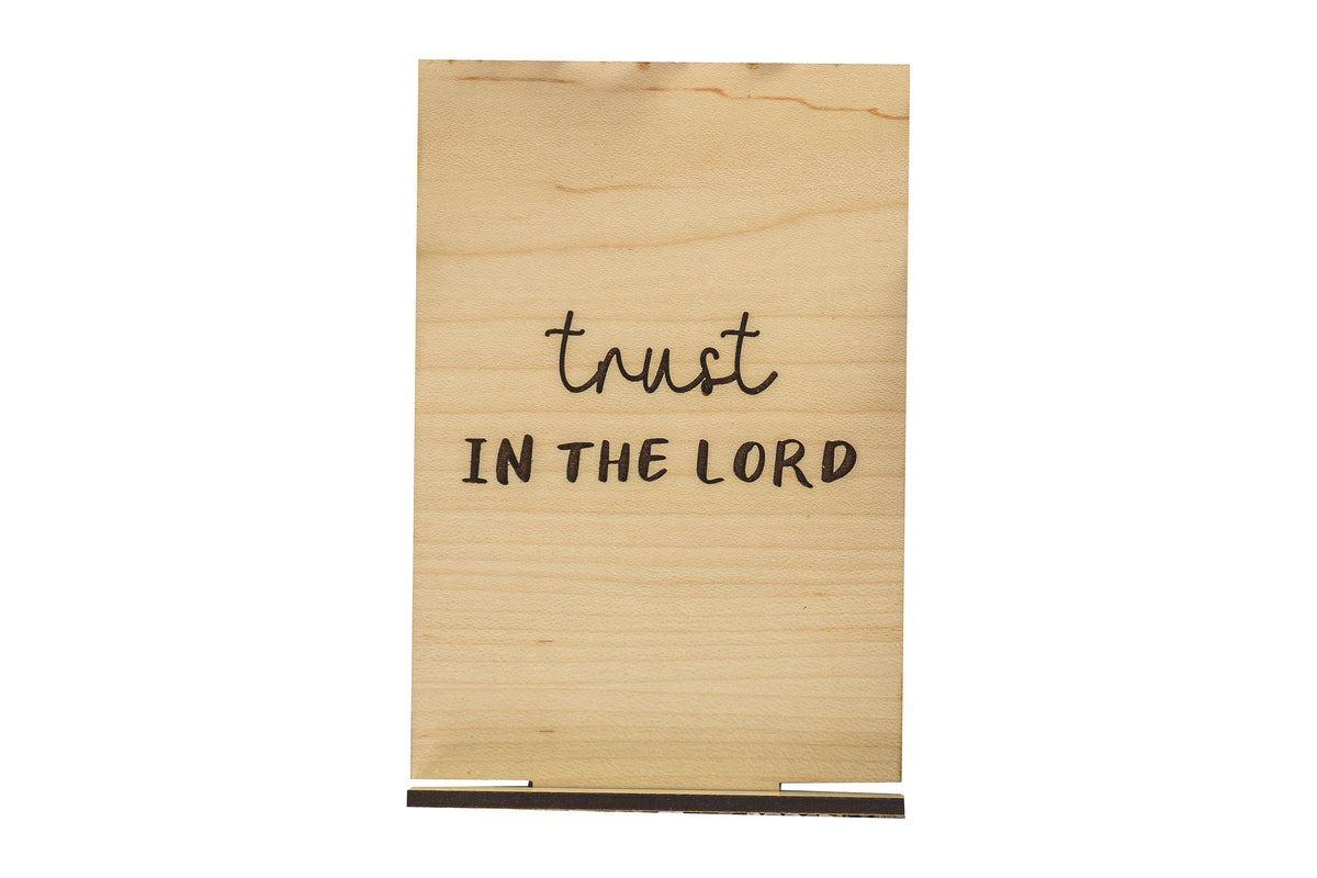 Trust In The Lord Wood Card